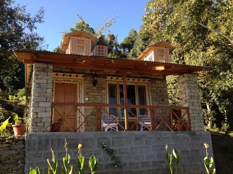 Chevron Mountain Villa Kausani Bagian luar foto